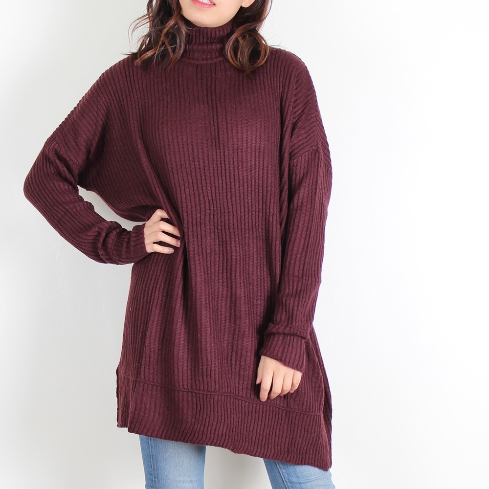 NWT, Burgundy Slouchy Turtleneck Sweater